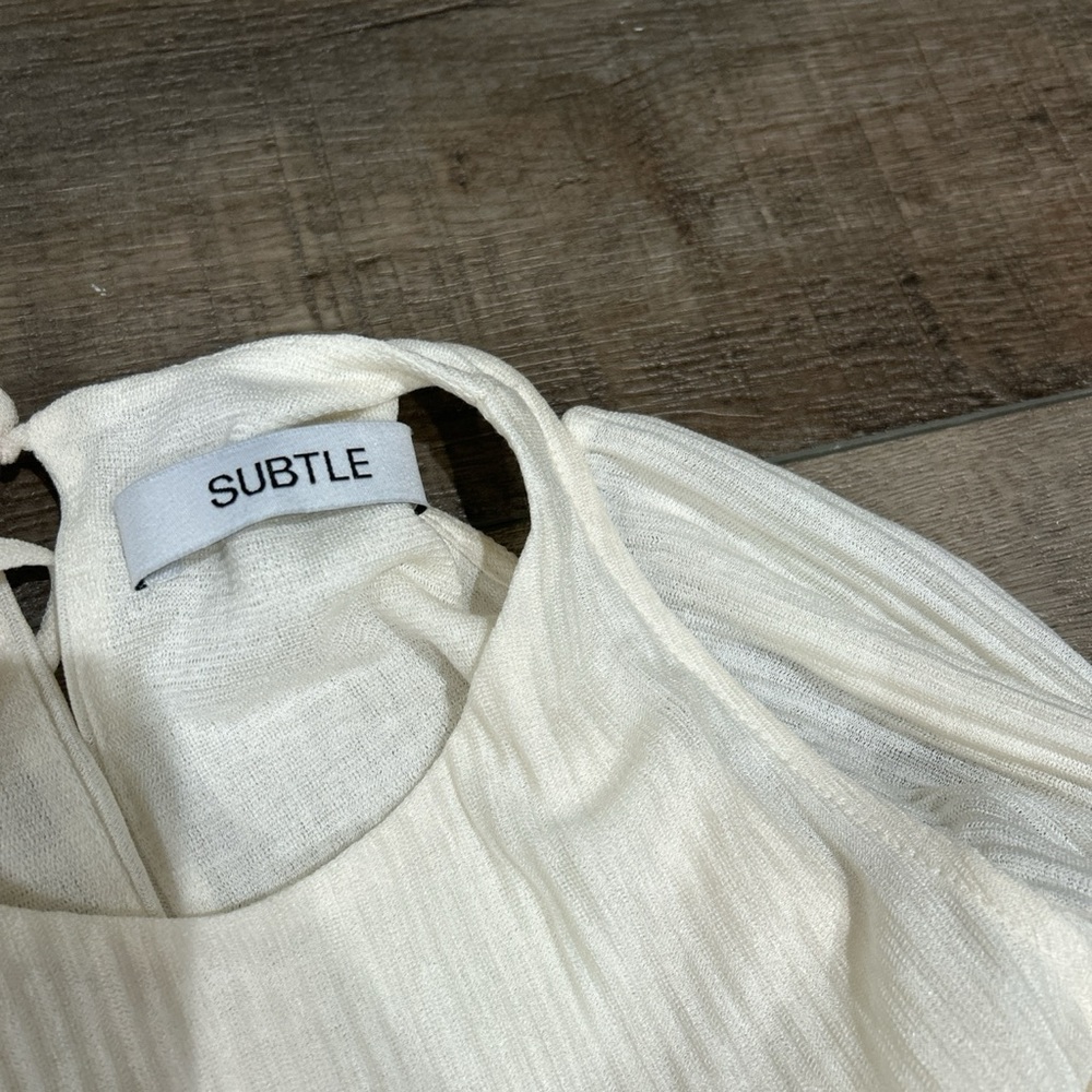 Subtle Studios tie front plisse maxi dress in off white - Picture 7 of 10